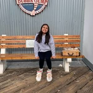 Meet your Posher, Alondra
